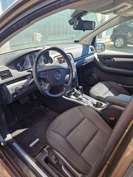 Mercedes-Benz B Vantaa - valokuva 7