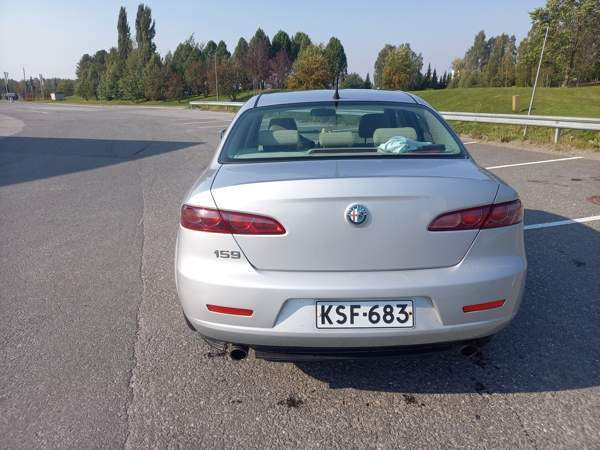Alfa Romeo 159 Alavus - изображение 2