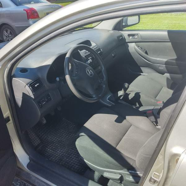 Toyota Avensis Lapinlahti - valokuva 2