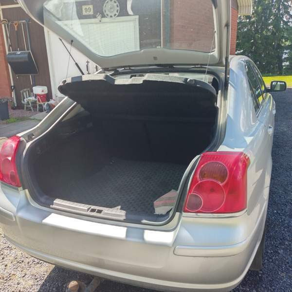 Toyota Avensis Lapinlahti - valokuva 1