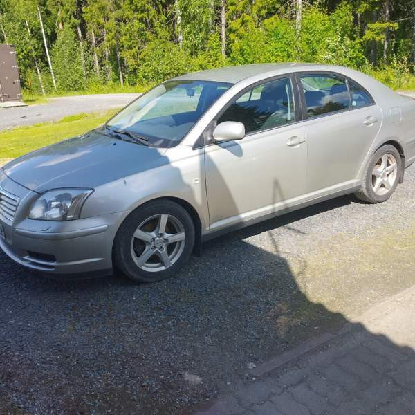 Toyota Avensis Lapinlahti - valokuva 5