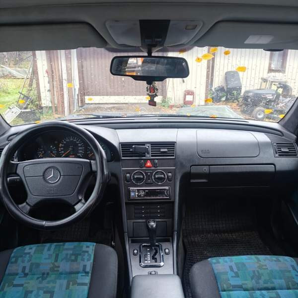 Mercedes-Benz C Kemin - valokuva 7