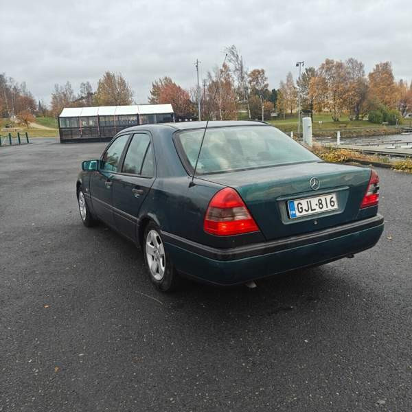 Mercedes-Benz C Kemin - valokuva 4