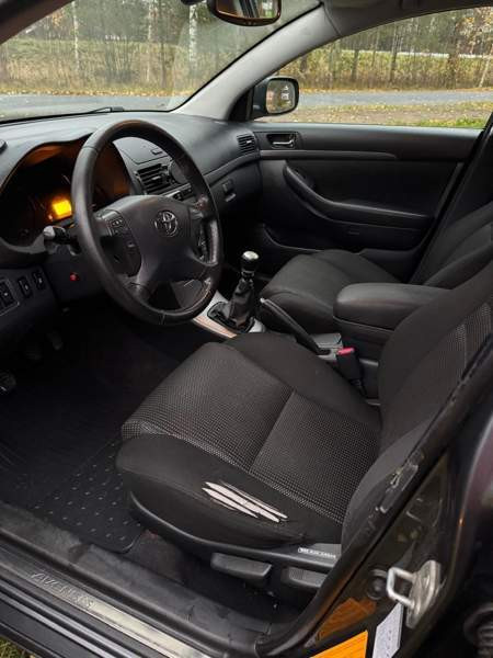 Toyota Avensis Kortesjärvi – foto 6