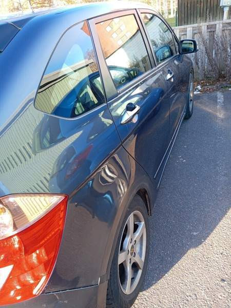 Honda FR-V Glebychevo - valokuva 2