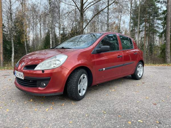 Renault Clio Vantaa - photo 4