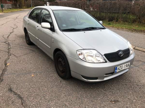 Toyota Corolla Espoo - valokuva 5