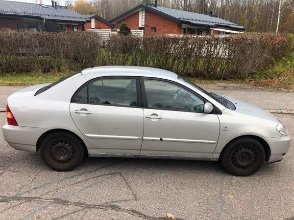 Toyota Corolla Espoo - valokuva 6