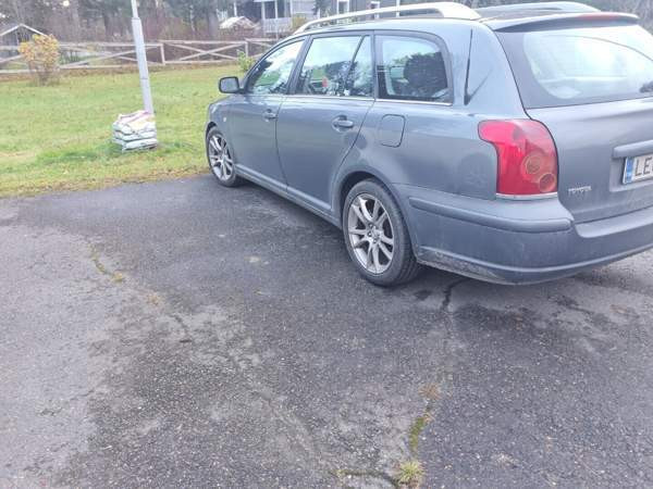 Toyota Avensis Киевская область - изображение 4