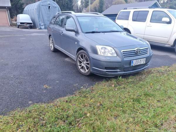 Toyota Avensis Киевская область - изображение 1