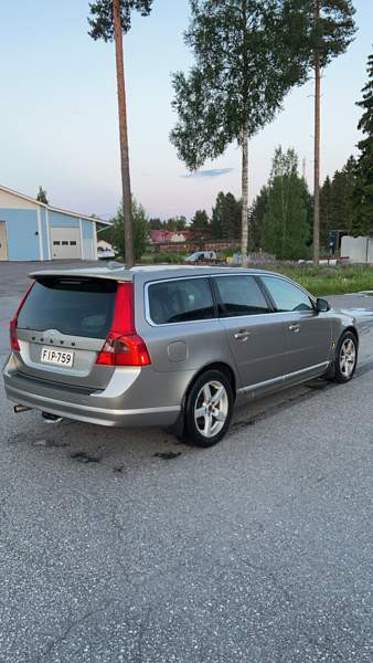 Volvo V70 Kuortane - valokuva 4