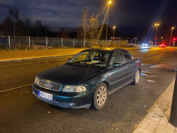 Audi A4 Турткуль - изображение 2