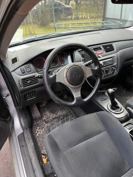 Mitsubishi Lancer Helsinki - photo 8