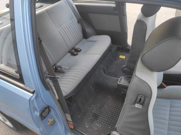 Nissan Sunny Kouvola - valokuva 6