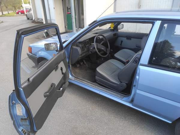 Nissan Sunny Kouvola - valokuva 5