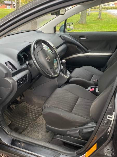 Toyota Corolla Verso Säkylä - изображение 6