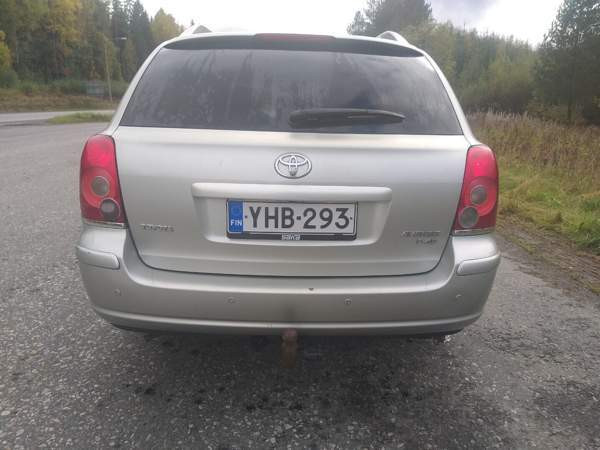 Toyota Avensis Muurame - valokuva 6