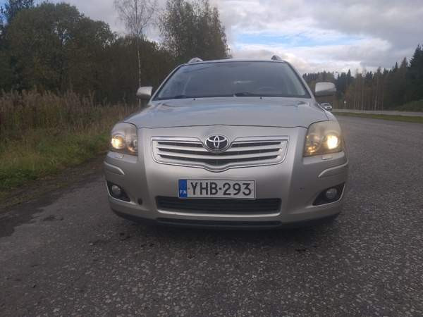 Toyota Avensis Muurame - valokuva 2