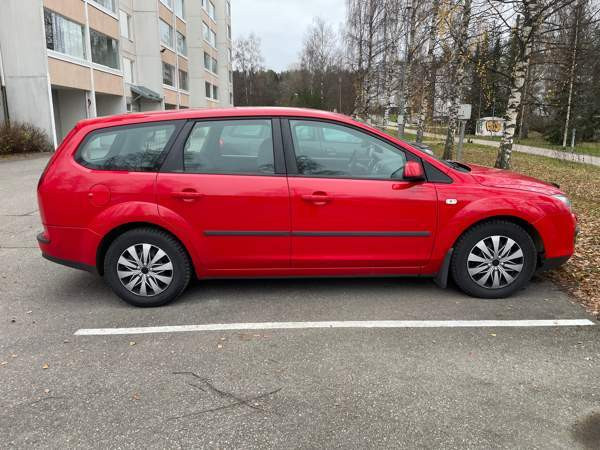 Ford Focus Glebychevo - valokuva 6