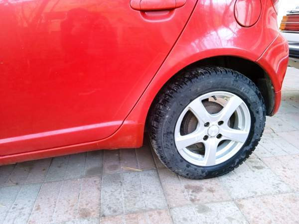 Toyota Yaris Pieksämäki - valokuva 8