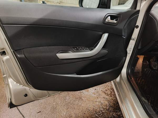 Peugeot 308 Yloejaervi - изображение 8