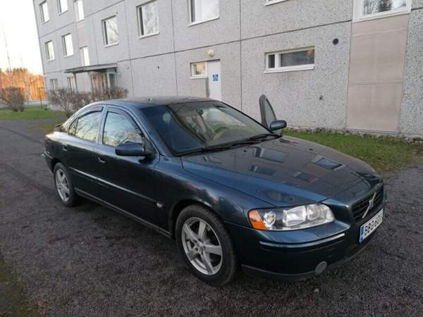 Volvo S60 Saarijärvi - valokuva 1