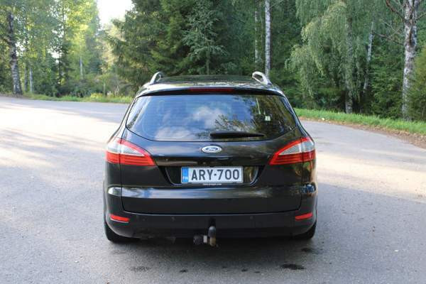 Ford Mondeo Kuhmoinen - valokuva 5