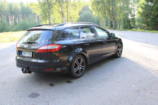 Ford Mondeo Kuhmoinen - valokuva 4