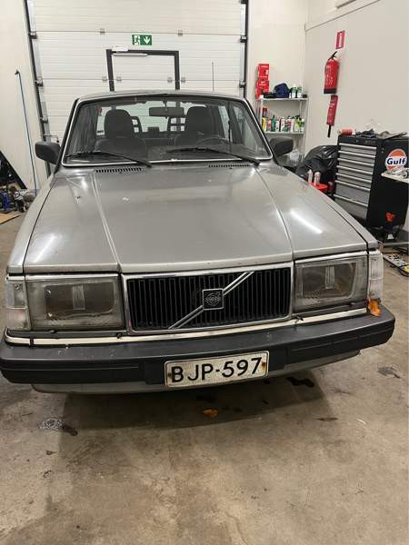Volvo 240 Kouvola - valokuva 1
