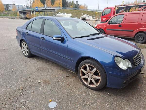 Mercedes-Benz C Глебычево - изображение 2