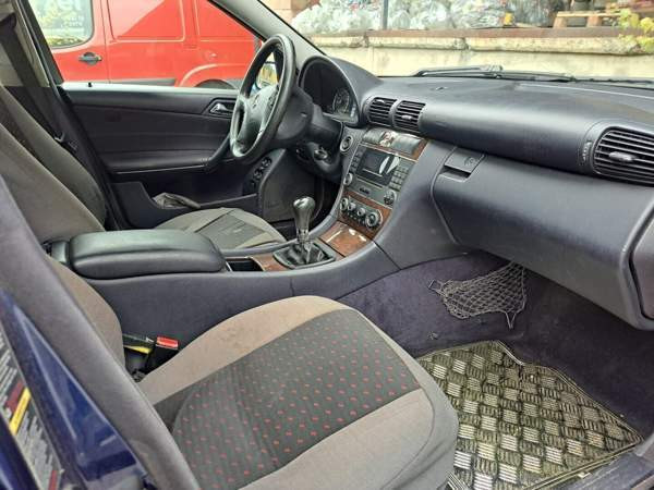 Mercedes-Benz C Глебычево - изображение 8