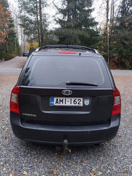Kia Carens Vantaa - valokuva 4