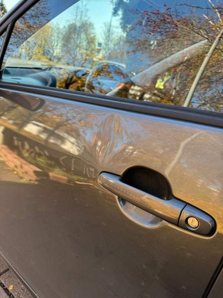 Toyota Corolla Verso Turtkul - valokuva 6