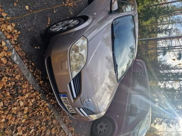 Nissan Primera Kouvola - valokuva 1