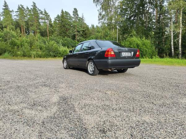 Mercedes-Benz C Naantali - изображение 8