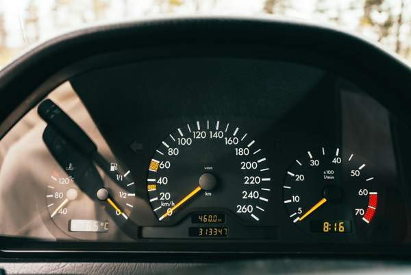 Mercedes-Benz 240 Helsinki – foto 7