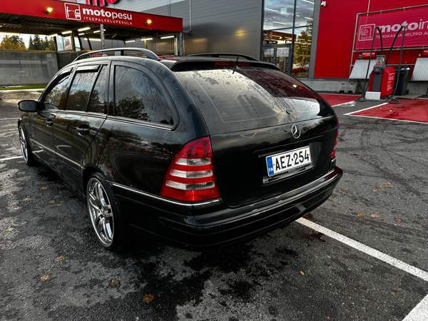 Mercedes-Benz C Vantaa - valokuva 2