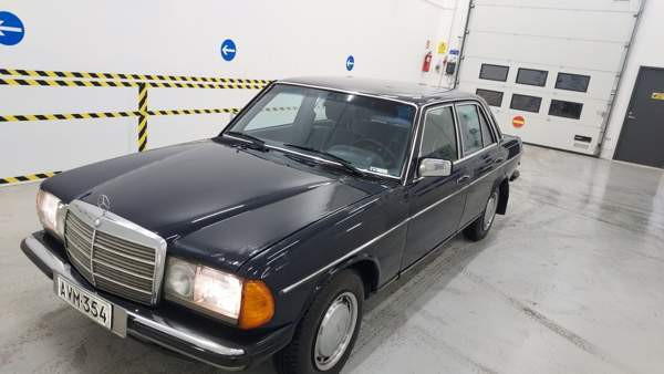 Mercedes-Benz 240 Seinäjoki - valokuva 3