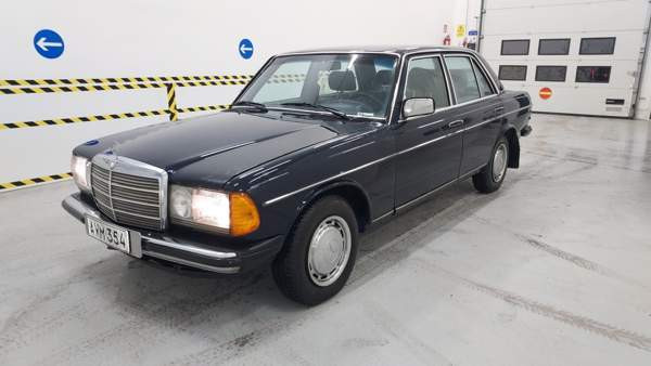 Mercedes-Benz 240 Seinäjoki - valokuva 2