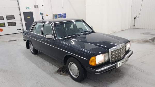 Mercedes-Benz 240 Seinäjoki - valokuva 4