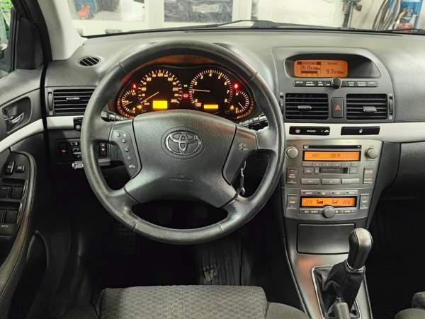 Toyota Avensis Kempele - valokuva 7