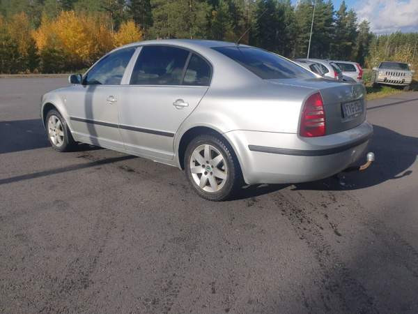 Skoda Superb Хаукипудас - изображение 8