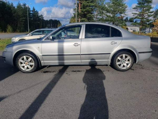Skoda Superb Хаукипудас - изображение 3