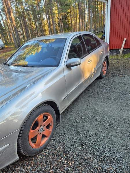 Mercedes-Benz E Kuusamo - photo 1