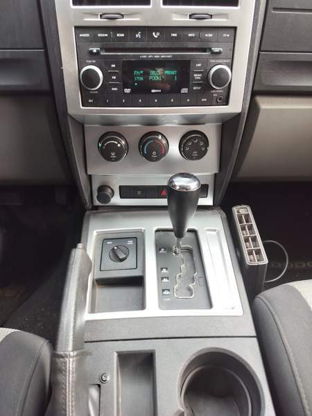 Dodge Nitro Tyrnävä – foto 8