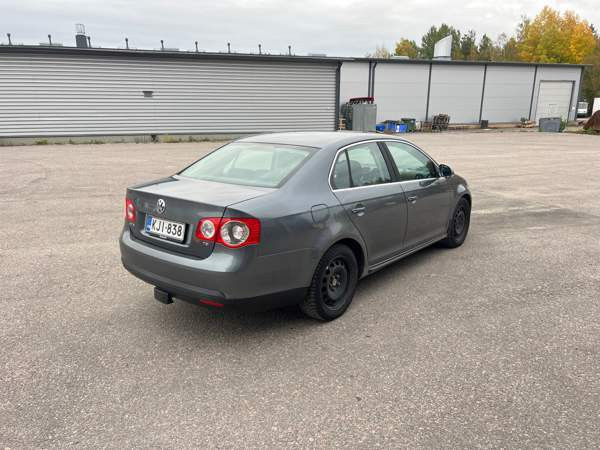 Volkswagen Jetta Turtkul - photo 3