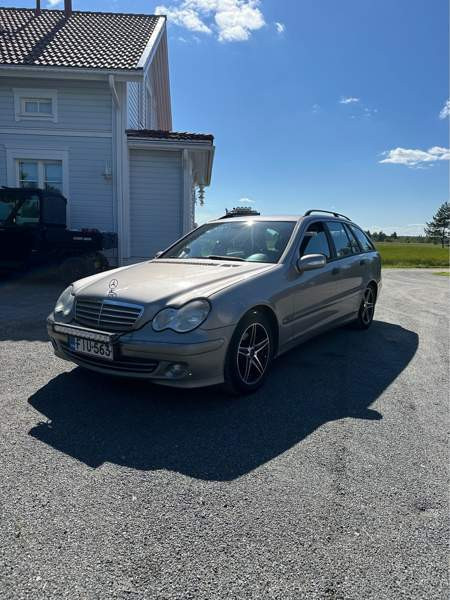 Mercedes-Benz C Nivala - изображение 1