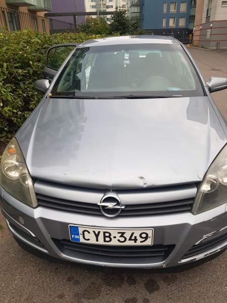 Opel Astra Jyväskylä - valokuva 3