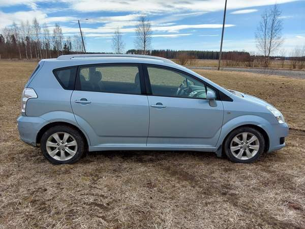 Toyota Corolla Verso Lapinlahti - photo 2