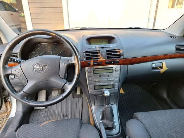 Toyota Avensis Коккола - изображение 5